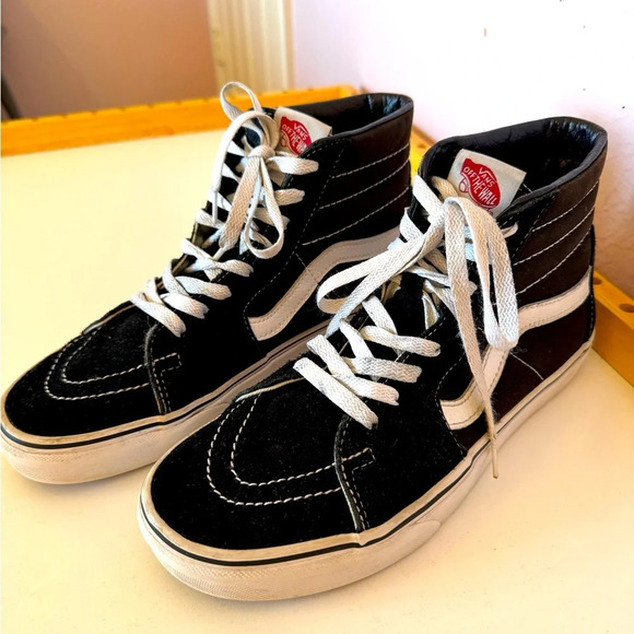 Vans Other - Vans Classic SK8 High Top Black White Lace Up Sneakers Men’s 8.5 or Women's 10